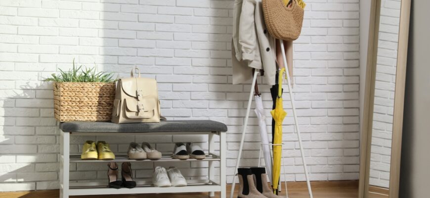 Stylish,Hallway,Interior,With,Coat,Rack,,Shoe,Storage,Bench,And